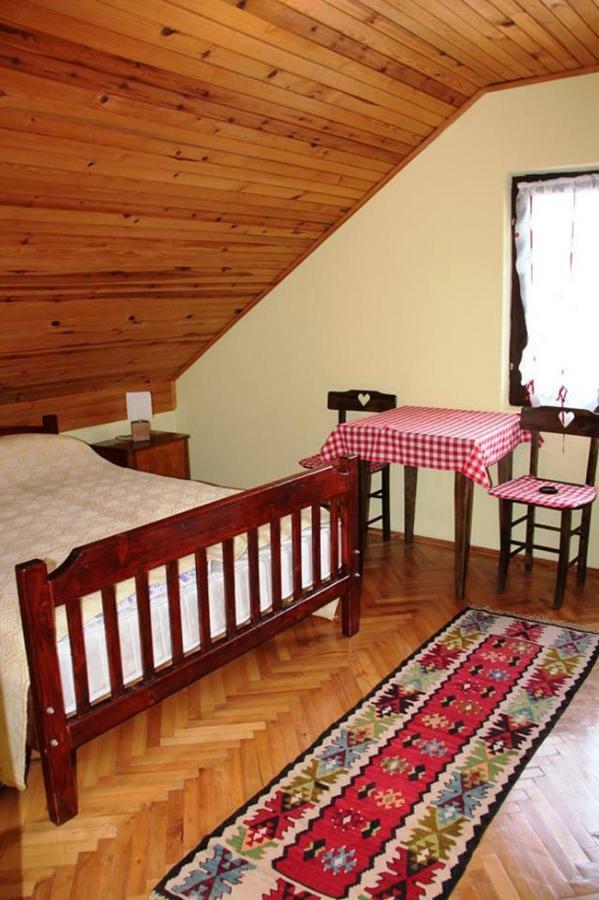 Putnicka Kuca Kod Dragane Hotel Bajina Basta Ngoại thất bức ảnh